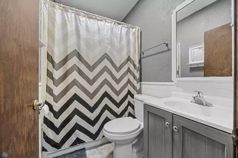 Bath - 1003 14 St S, Fargo, ND 58103 photo 1 of 2