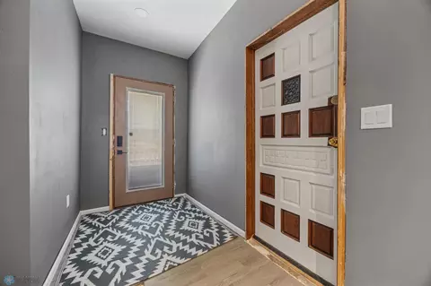 Entry Way - 1003 14 St S, Fargo, ND 58103 photo 2 of 3