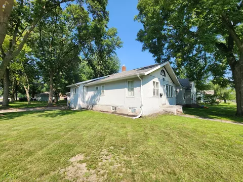 926 6th St SW, Willmar, MN 56201 photo 23