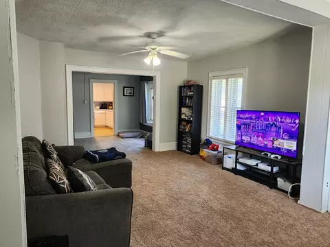 926 6th St SW, Willmar, MN 56201 photo 4