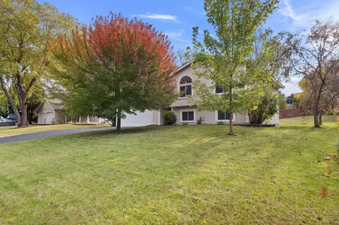 11921 Baypoint Dr, Burnsville, MN 55337