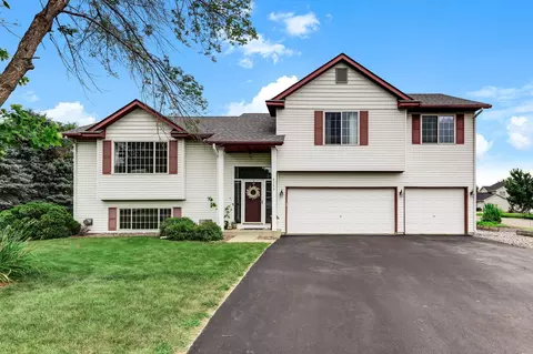4753 Birch St, Hampton, MN 55031