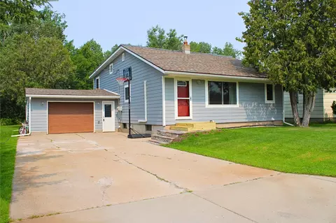 5451 Garden Dr N, Mountain Iron, MN 55768
