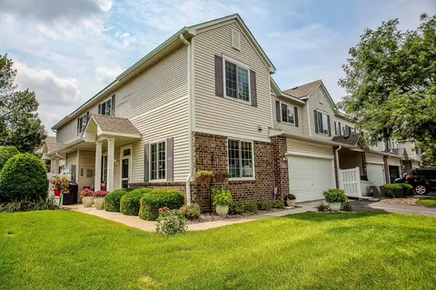 3516 Cherry Ln #A, Woodbury, MN 55129