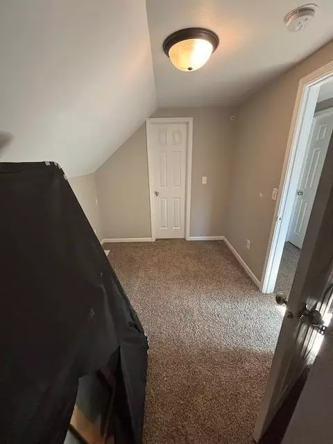 Entry Way - 520 12th St SW, Willmar, MN 56201 photo 3 of 4