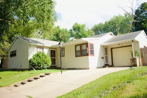 408 Mary Ave, Willmar, MN 56201