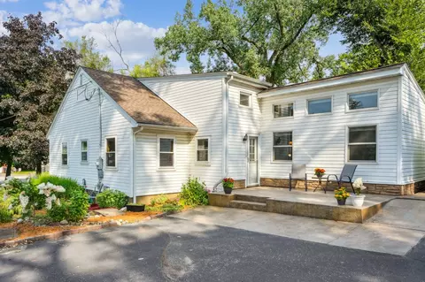 606 6th St N, North Hudson, WI 54016