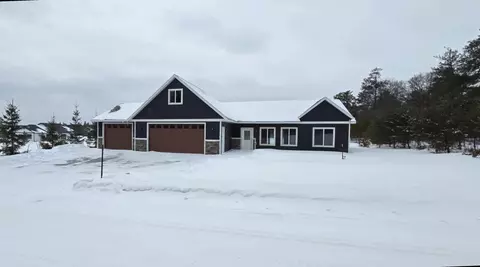 1320 Whiting Rd NW #65, Bemidji, MN 56601