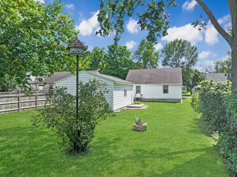 Exterior - 305 Jean Ave, Marshall, MN 56258 photo 3 of 8