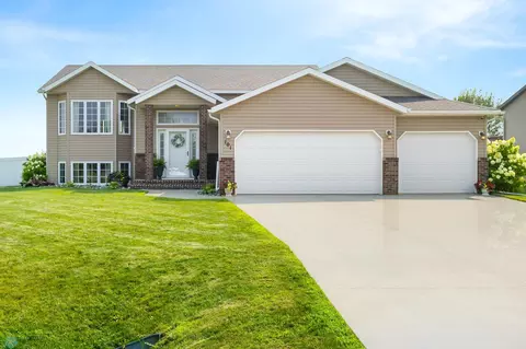 101 14th St SW, Glyndon, MN 56547