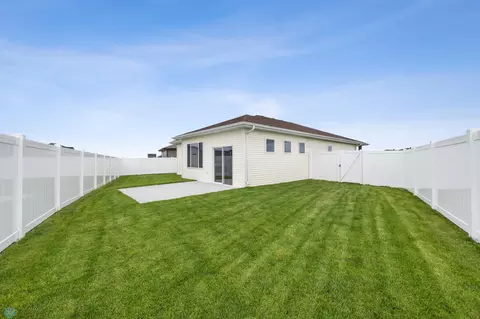 Exterior - 6744 68th Ave S, Horace, ND 58047 photo 6 of 7
