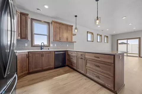 Kitchen - 6744 68th Ave S, Horace, ND 58047 photo 1 of 3