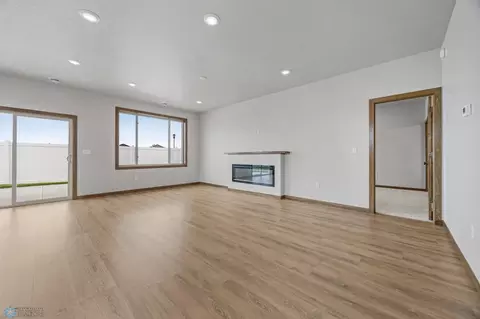 Living - 6744 68th Ave S, Horace, ND 58047 photo 4 of 5