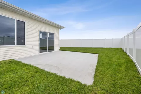 Exterior - 6744 68th Ave S, Horace, ND 58047 photo 4 of 7