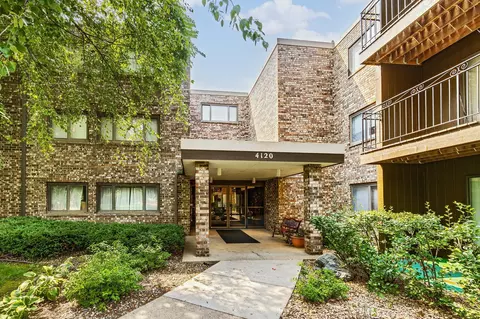 4120 Parklawn Ave #331, Edina, MN 55435