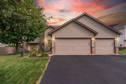 812 River Ter, Prescott, WI 54021
