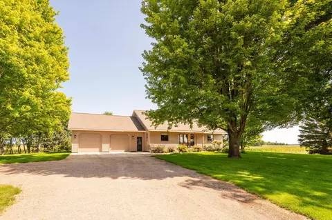555 10th St SE, Benson, MN 56215