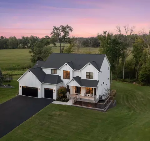 15484 Minnetonka Blvd, Minnetonka, MN 55345