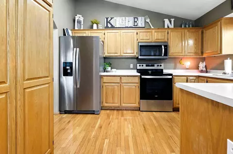 Kitchen - 5242 Jordan Rd, Baxter, MN 56425 photo 2 of 2