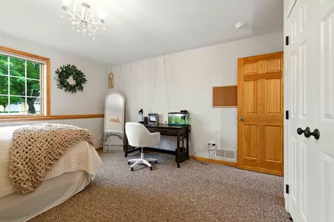 Bedroom - 5242 Jordan Rd, Baxter, MN 56425 photo 5 of 5