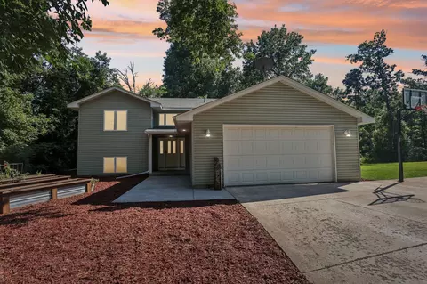 7765 490th St, Rush City, MN 55069