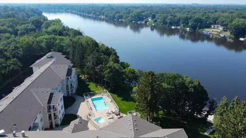 11030 Mississippi Blvd NW #221, Coon Rapids, MN 55433