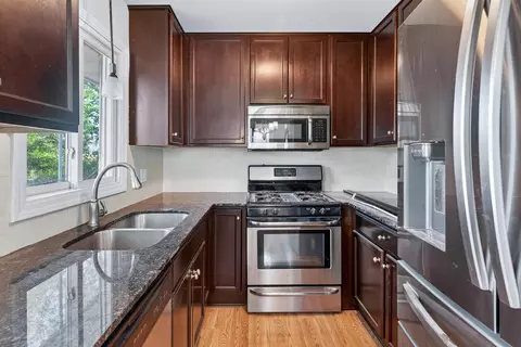 919 7th Ave E, Shakopee, MN 55379