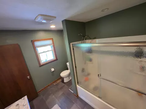 Bath - 2530 Lutefisk Ln, Windom, MN 56101 photo 2 of 2