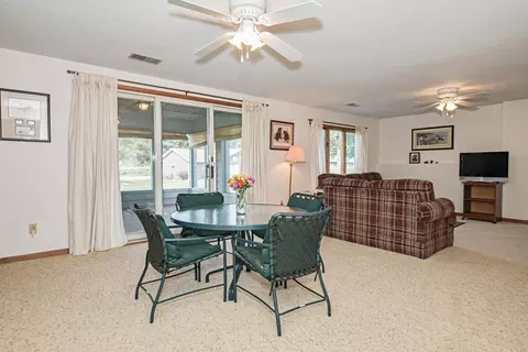 305 Regent Dr, La Crescent, MN 55947 photo 36