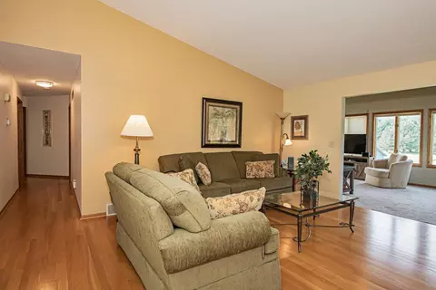 305 Regent Dr, La Crescent, MN 55947 photo 15