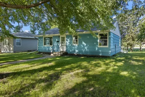 203 Lexington St, Milroy, MN 56263