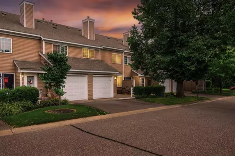 9953 Fillmore St NE, Blaine, MN 55434