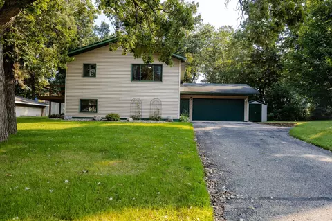 1332 Lori Ave, Detroit Lakes, MN 56501