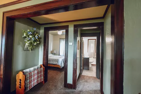 Entry Way - 437 3rd Ave, Wanamingo, MN 55983 photo 3 of 5