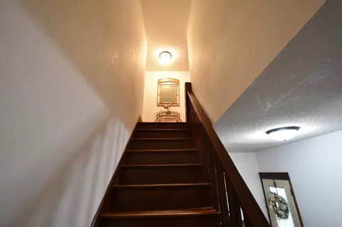 Entry Way - 437 3rd Ave, Wanamingo, MN 55983 photo 4 of 5