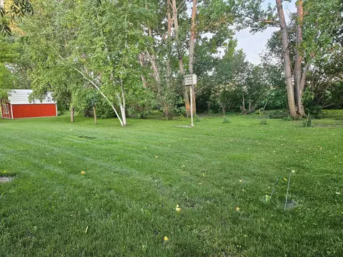 Exterior - 432 E 2nd St, Argyle, MN 56713 photo 6 of 14