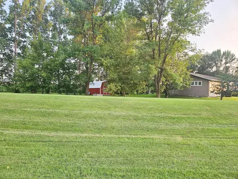 Exterior - 432 E 2nd St, Argyle, MN 56713 photo 3 of 14