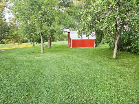 Exterior - 432 E 2nd St, Argyle, MN 56713 photo 12 of 14