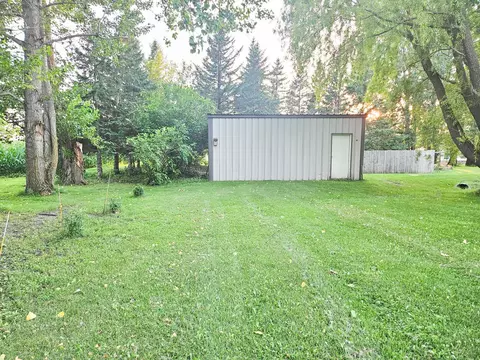Exterior - 432 E 2nd St, Argyle, MN 56713 photo 10 of 14