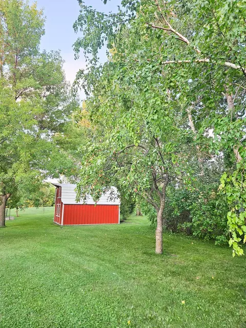 Exterior - 432 E 2nd St, Argyle, MN 56713 photo 14 of 14