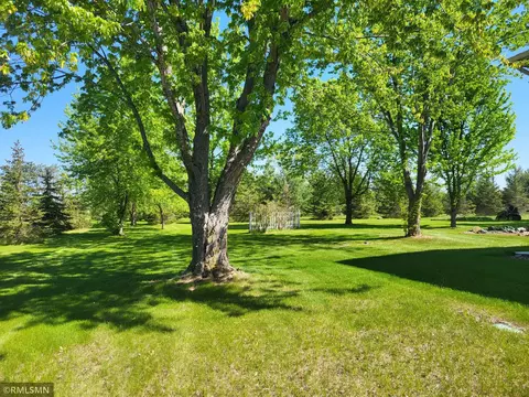 1880 45th St SE, St. Cloud, MN 56304 photo 7