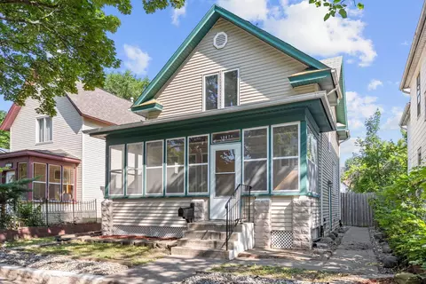 1067 Fremont Ave, Saint Paul, MN 55106