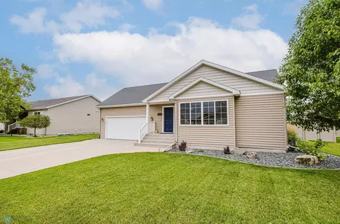 3730 Taylor St S, Fargo, ND 58104