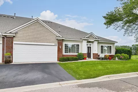 2018 111th Ct NE, Blaine, MN 55449