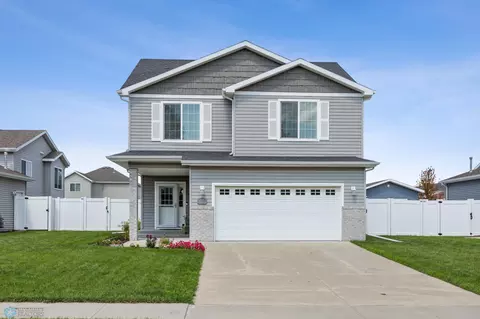 2621 57th Ave S, Fargo, ND 58104
