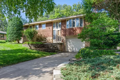 1344 Texas Ave S, Saint Louis Park, MN 55426
