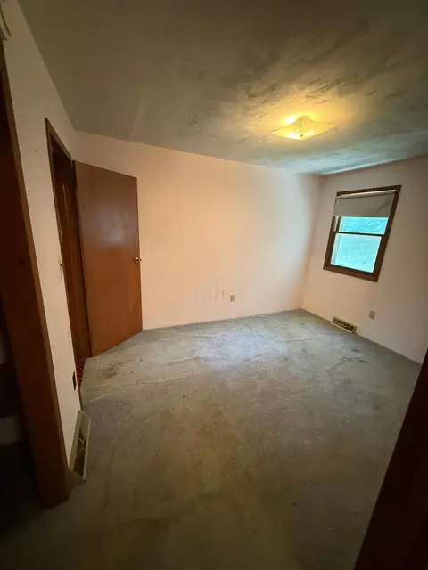 42621 180th St, Springfield, MN 56087 photo 10