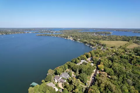 25810 Birch Bluff Rd, Shorewood, MN 55331 photo 15