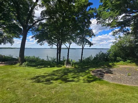 25810 Birch Bluff Rd, Shorewood, MN 55331 photo 5
