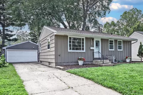 3578 6th St NW, Rochester, MN 55901